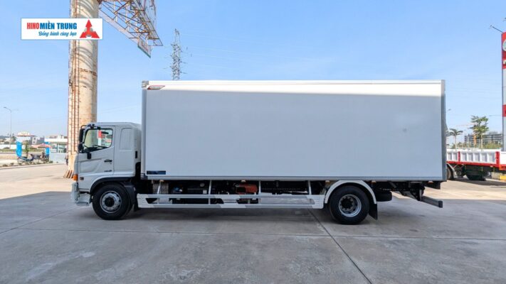 Hino 500 Model FG8JT8A-PGV - thùng bảo ôn