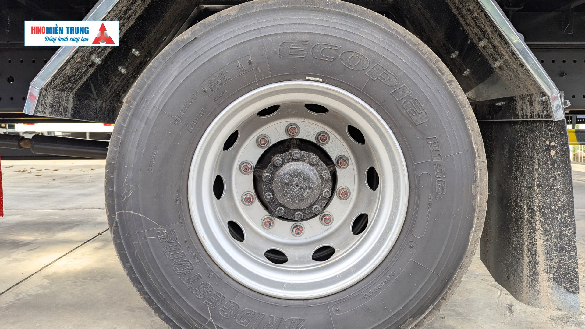 lop-xe-Hino-FG8JT8A-PGX