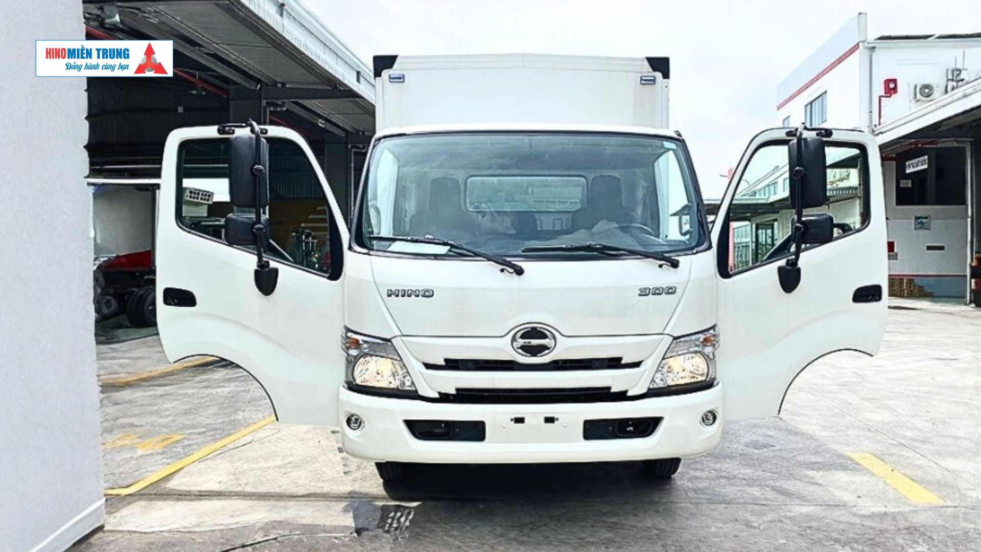 Hino XZU730
