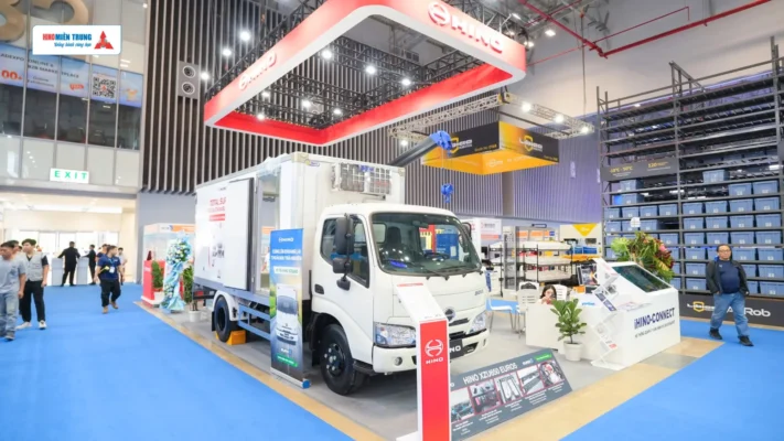 Mua trả góp xe Hino 300 Series