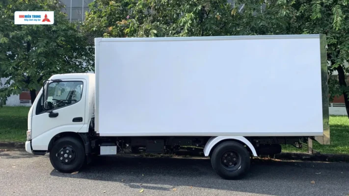 Hino 300 Trang Bị Thùng Bảo Ôn