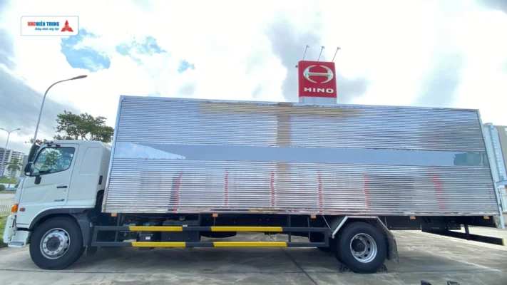 Xe Tải Hino 500 Thùng Kín Inox - Euro 5