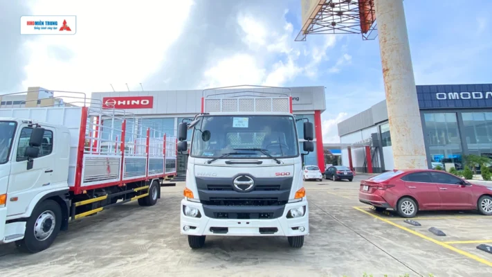 xe tải Hino 500 Series 2 chân Thùng Mui Bạt