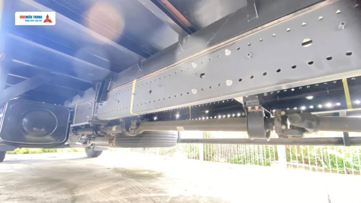 Khung gầm Chassis  Hino 500 chịu tải vượt trội